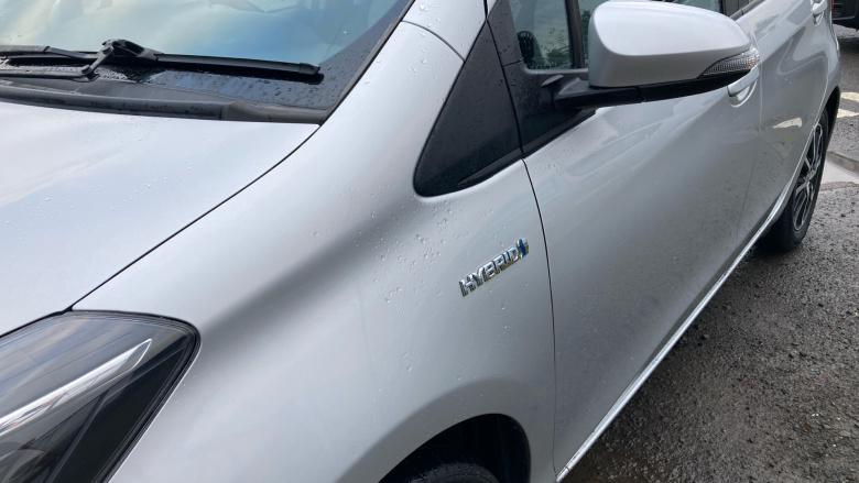 Toyota Yaris 1.5 Hybrid Icon Tech 5dr CVT Hybrid Hatchback